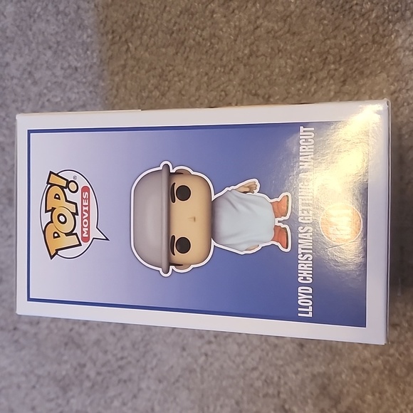 Lloyd Christmas Getting a Haircut Funko Pop - Picture 2 of 6